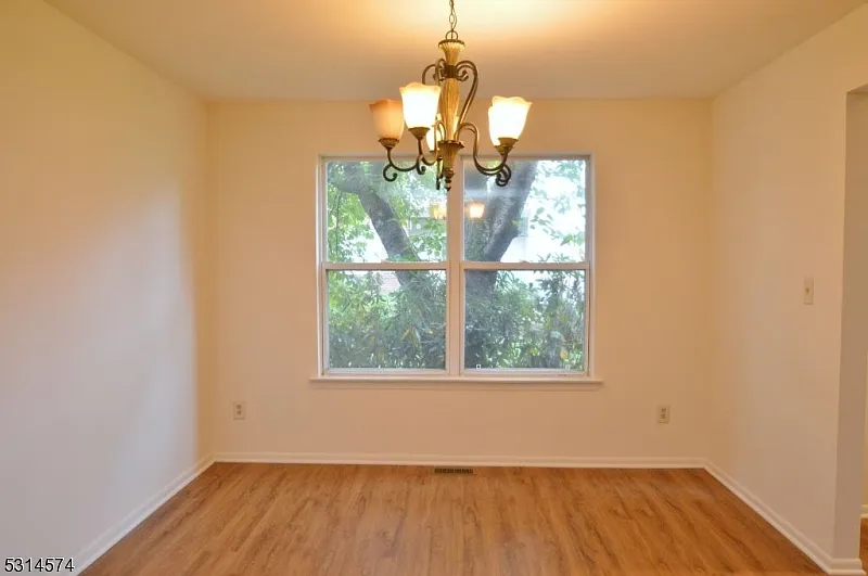 3 bed, 2.5 bath, $3,600 — Photo 4