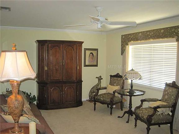 5th image of 1519 W River Ln