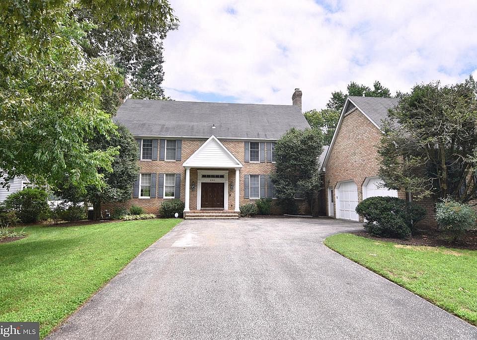 1st image of 541 Point Field Dr