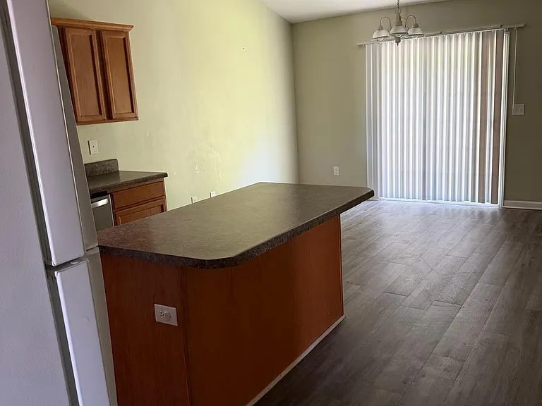 153 Strawberry Pl — Photo 4