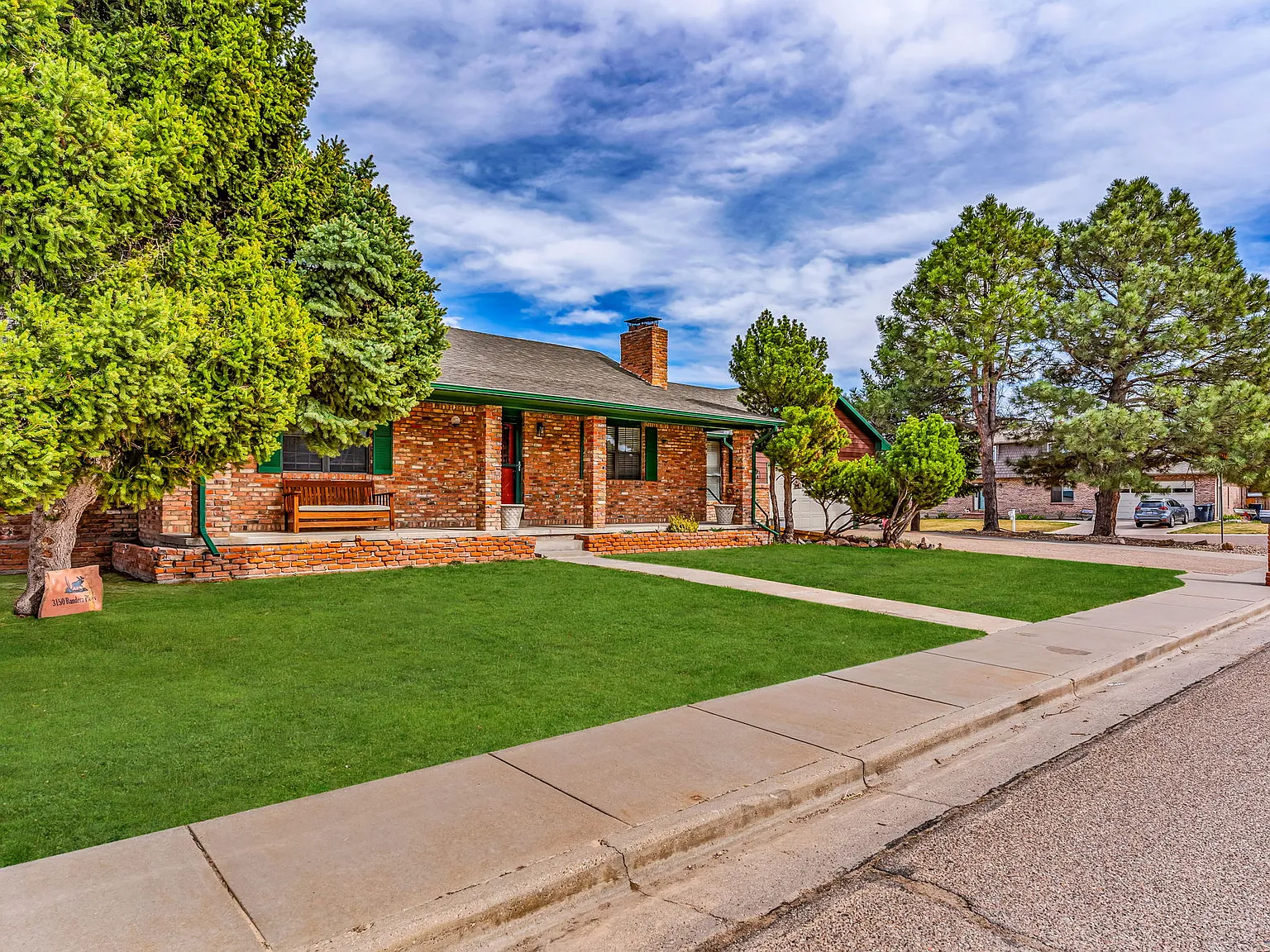 5 bed, 3231 sqft, $2,900 — Photo 4