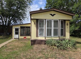35 Arlington Dr, Coal City, IL 60416