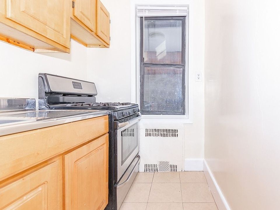 1st image of 100 E 21st St #46A