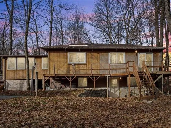 22292 Ridge Rd #E28, Anamosa, IA 52205