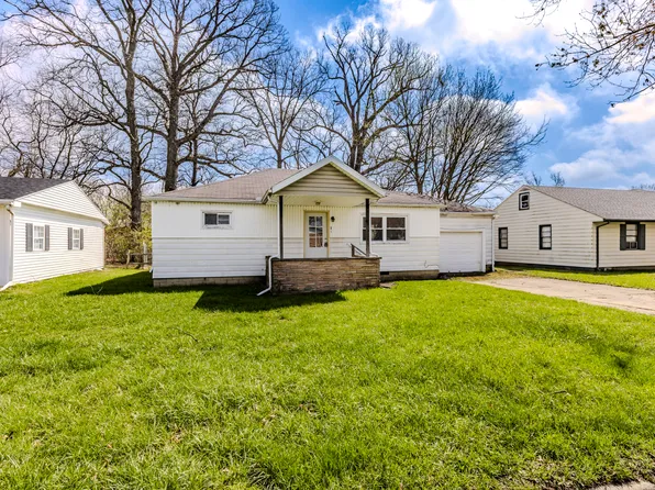 2506 N Rosewood Ave, Muncie, IN 47304