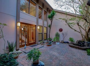 1635 Creekside Dr, Sugar Land, TX 77478