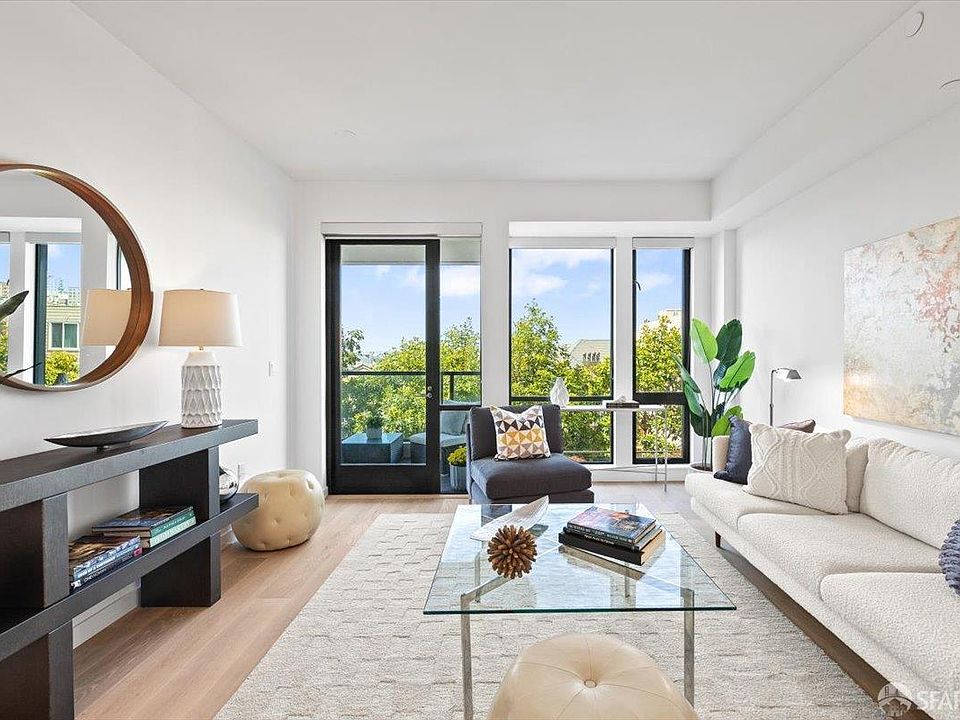 1st image of 1650 Broadway St #205