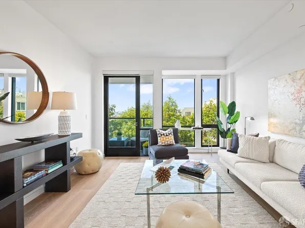 1650 Broadway St #205, San Francisco, CA 94109