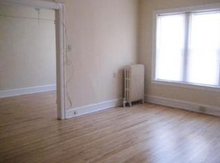 1335 W Touhy Ave APT 3S, Chicago, IL 60626