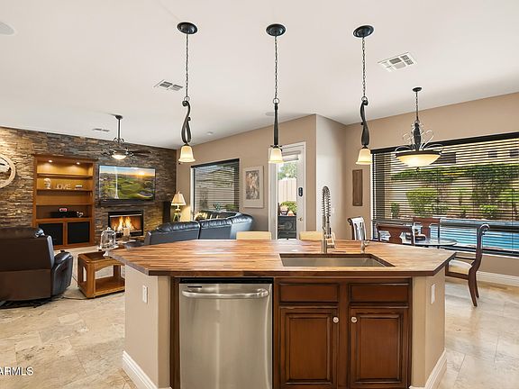 3rd image of 40219 N BAYHILL Way