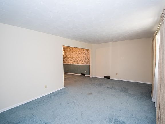 5th image of 3330 Indian Dr