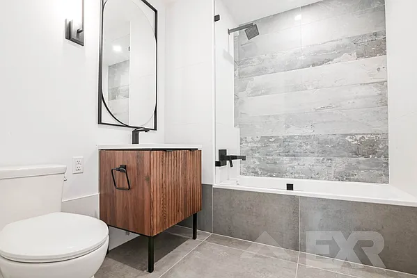 Rented by EXR | media 5