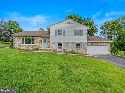 107 Spring Valley Dr, Berkeley Springs, WV, 25411