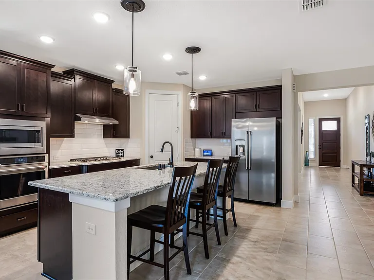 9211 Lowell Cliff Dr — Photo 14