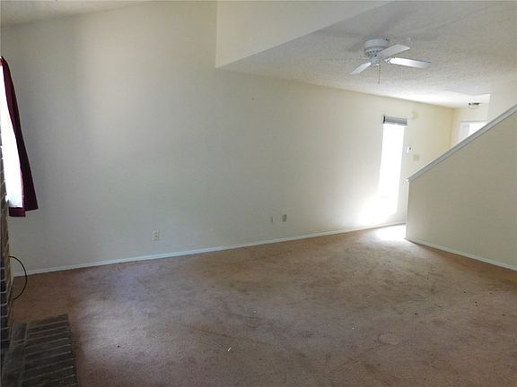 4th image of 4500 Dorsett Oaks Cir #B