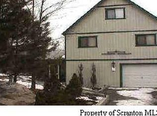 1886 Windemere Ln, Lake Ariel, PA 18436