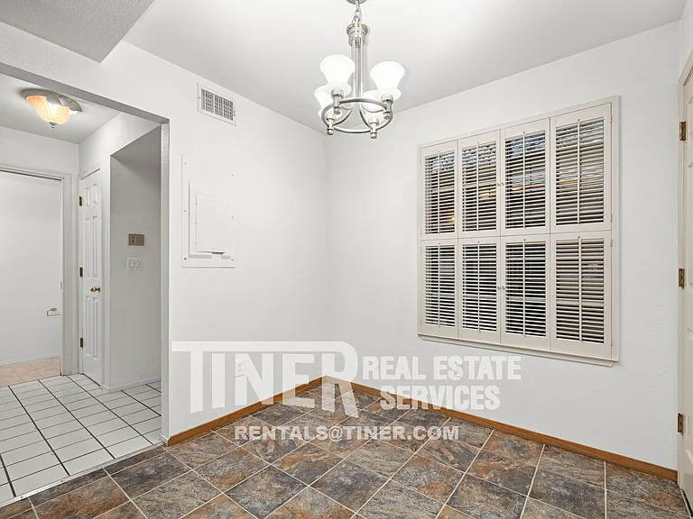 4116 Alex Ln — Photo 9