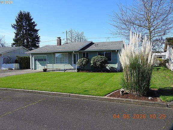 3rd image of 1415 Thompson Rd