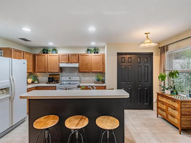 4522 Winding River Way — Photo 10