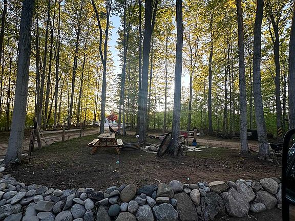 5th image of 2243 Old State Rd