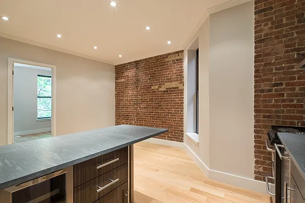 Rented by Corigin Management | media 9