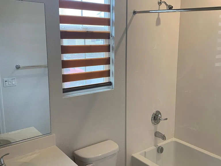 651 W Trevor Dr — Photo 18