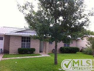 1st image of 608 Oak Park Dr