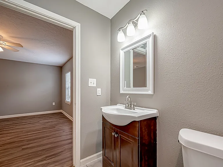 1513 George St — Photo 28