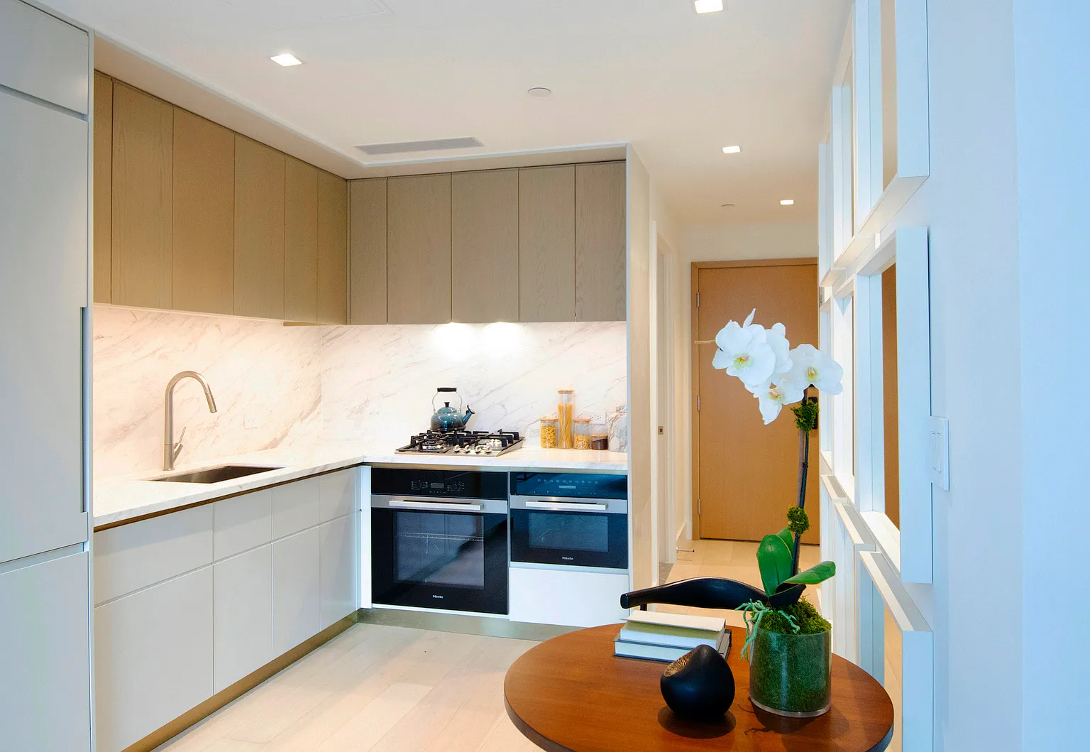 208 Delancey Street — Photo 3