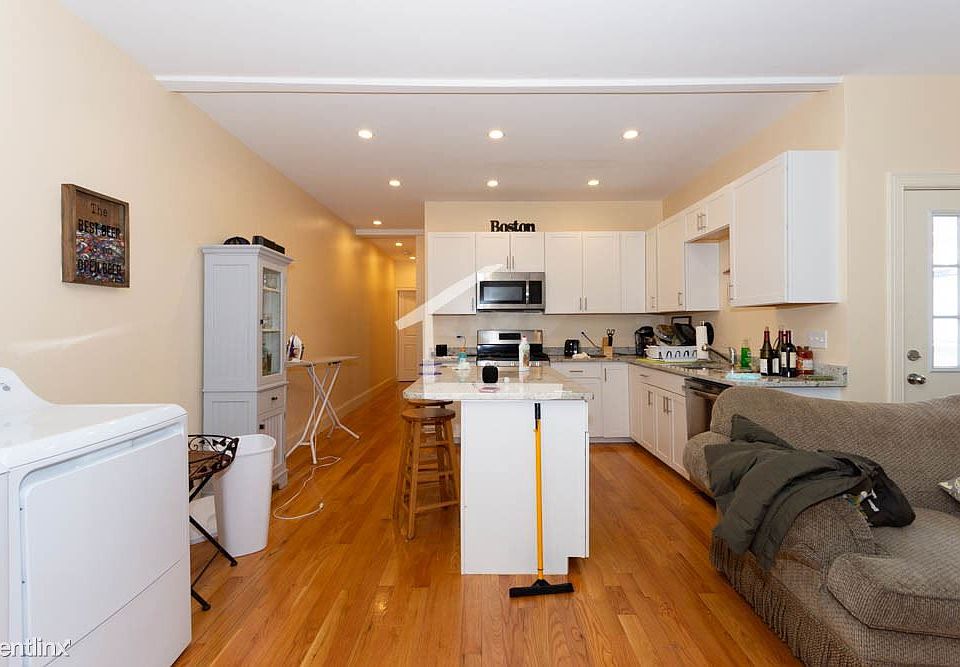 21 Higgins St. #1 Boston - Allston Unit Photo 2