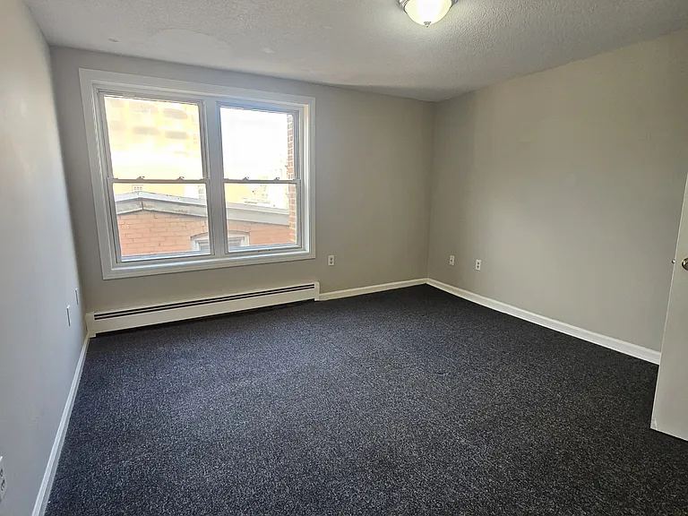 338 Orange St #302B — Photo 11