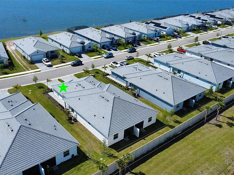 8225 Shore Lake Dr — Photo 27