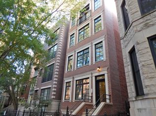 829 W Buckingham Pl, Chicago, IL 60657