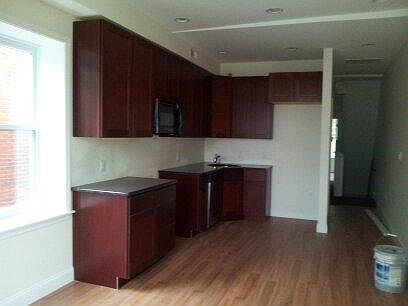 1st image of 4117 Pine St APT 3