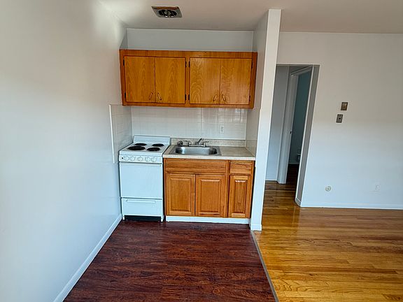 3rd image of 175 Passaic St APT 9