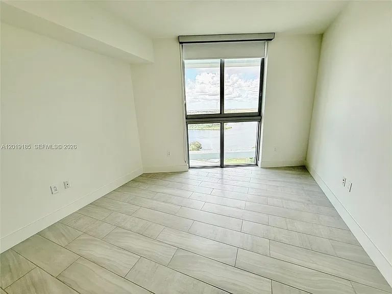 2000 Metropica Way #2003 — Photo 25