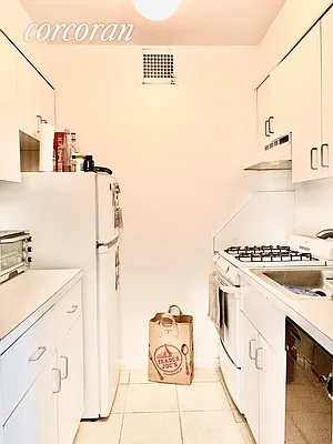 Rented by Corcoran | media 11