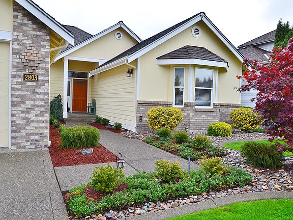 2nd image of 2803 18th St SE