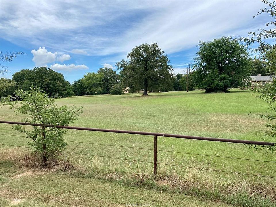1st image of Private Road 3170