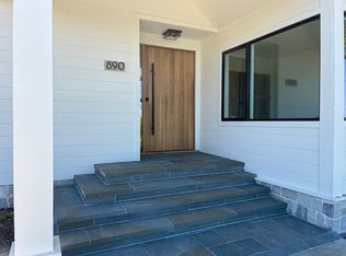 890 Hemlock St, San Carlos, CA 94070