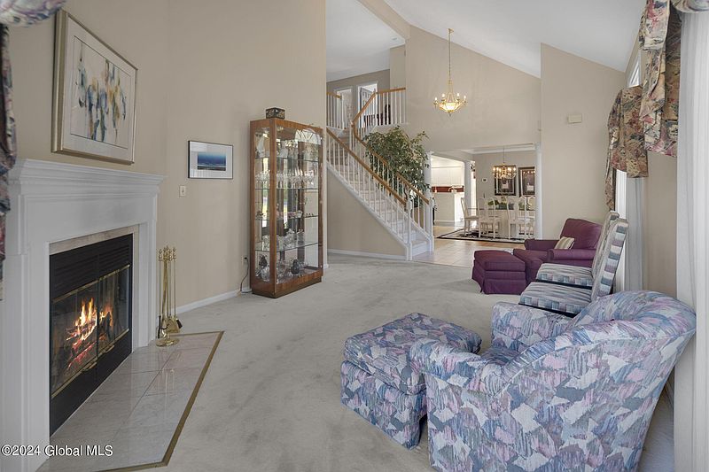 4th image of 146 Killarney Drive