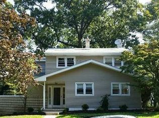 51 Rock Rd, Englewood Cliffs, NJ 07632