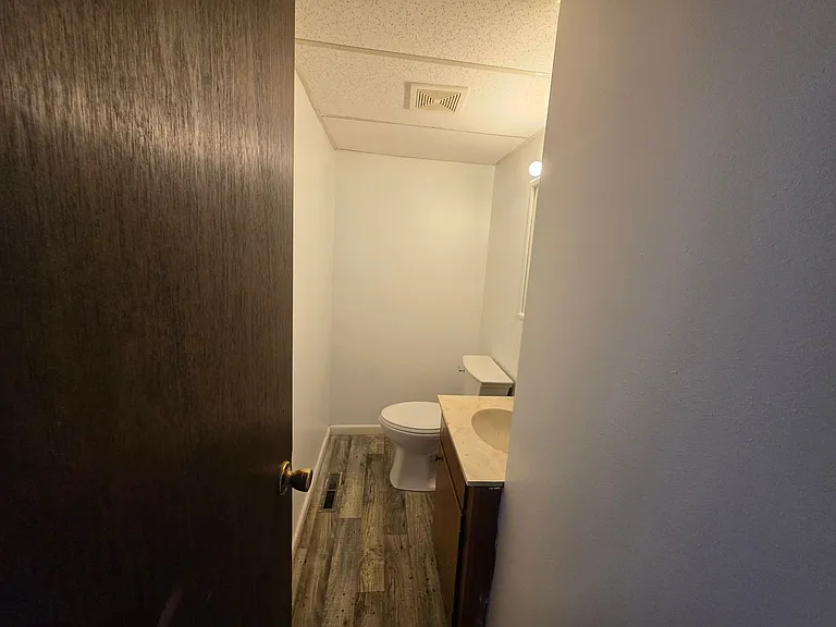 342 E Park Ave — Photo 5