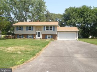 21456 Lynn Dr, Lexington Park, MD 20653