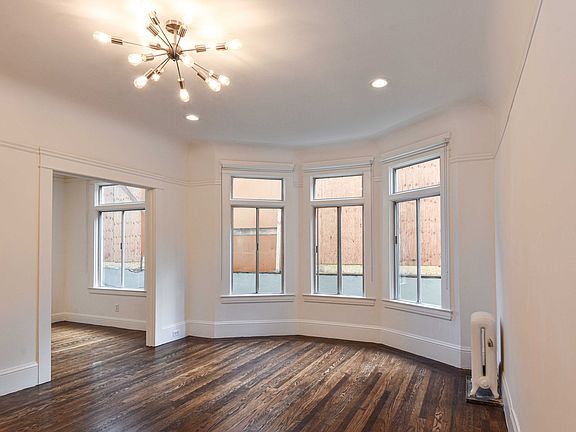 5th image of 2845 Pierce St APT 302
