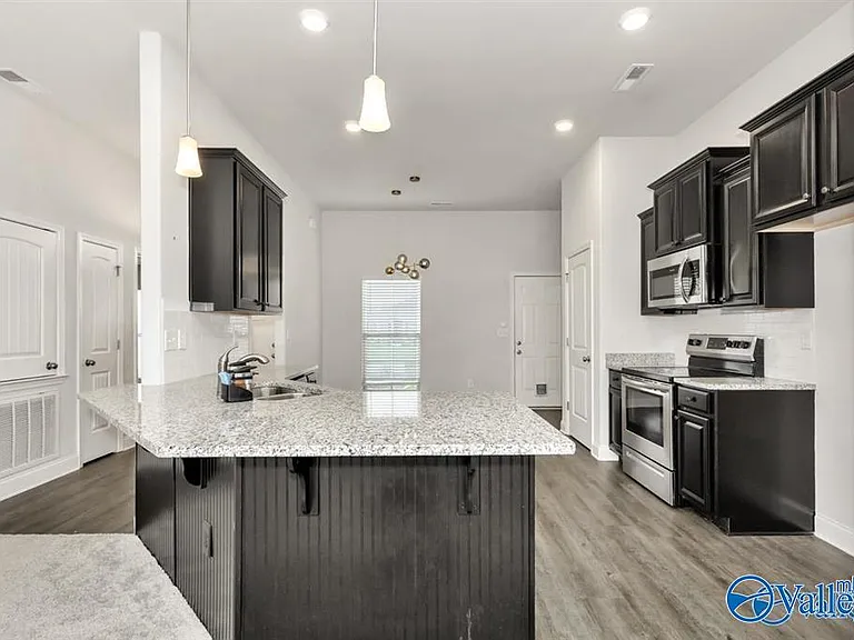 283 Harold Murphy Dr — Photo 4