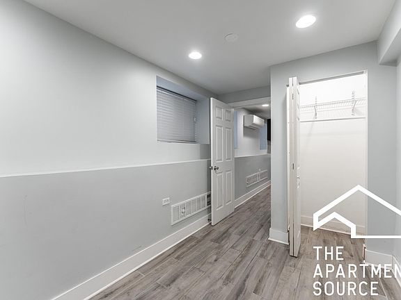5th image of 1252 N Greenview Ave #1G