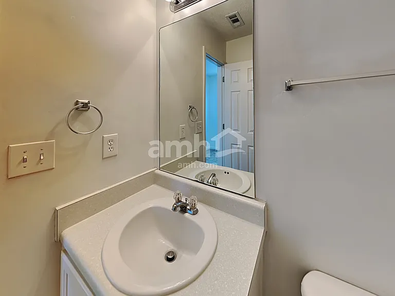 227 Penny Ln — Photo 17