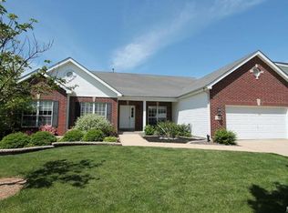 230 Falcon Hill Dr, O'Fallon, MO 63368