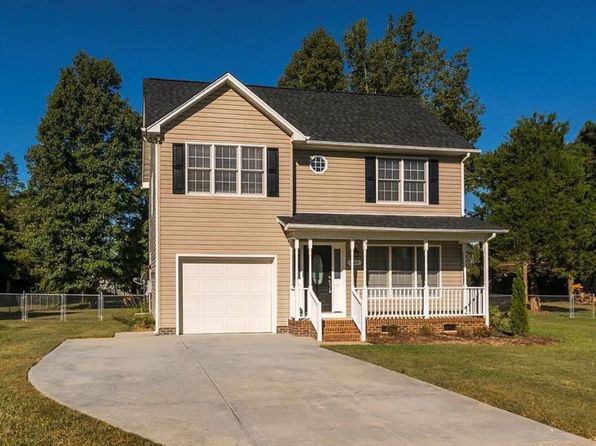 824 Lockesley Ln